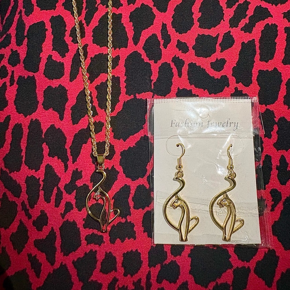 Baby Phat Gold Heart & Cat Silhouette Necklace with Matching Earrings